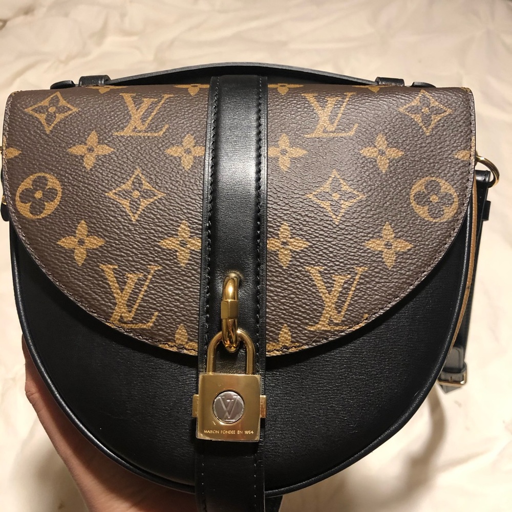 Louis Vuitton Chantilly Lock Noir